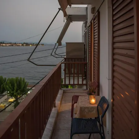 Orsiida Sea View Apartment Agria